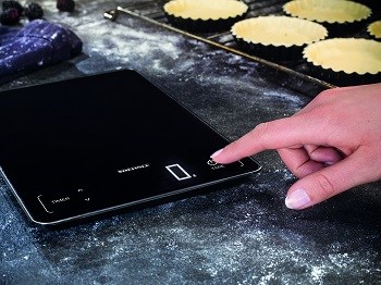 Leifheit Digitální kuchyňská váha Page Profi 100 LED displej